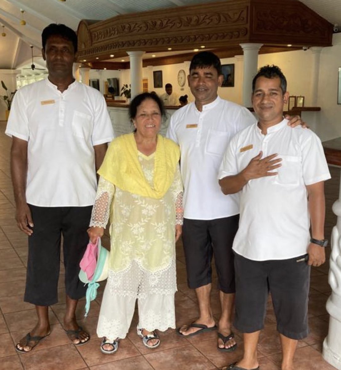#MamaKhan is currently on a weeks holiday with my sister and the kids

She wasn’t impressed with the “Curry” section at the buffet - so has spent half a day in the resort kitchen with these cooks showing them how to cook “proper” South Asian food!

They are now family!