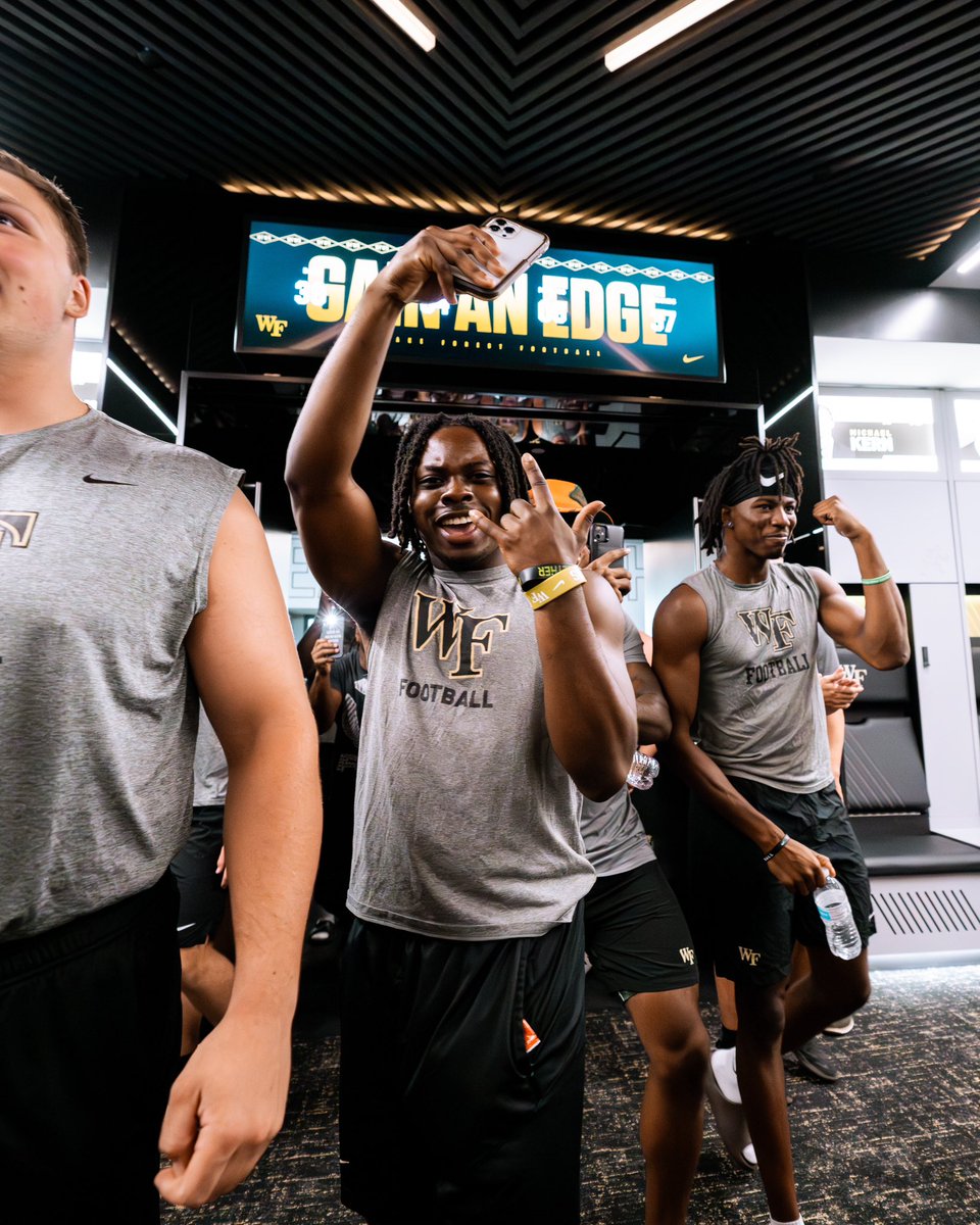 Wake Forest Football tweet media