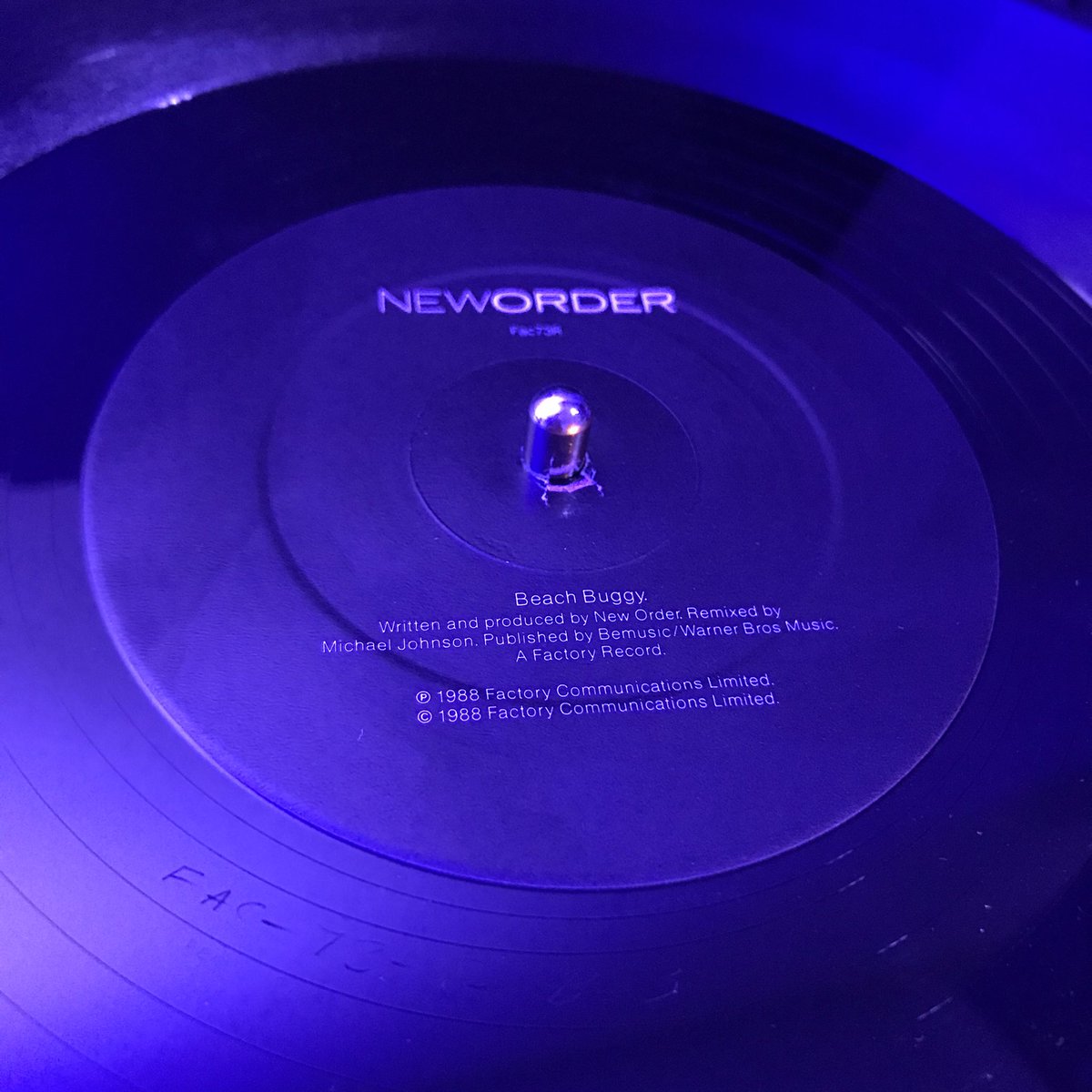 New Order ‘Blue Monday’ (Factory)

Quincy Jones is production supervisor on the remix 🔊

Top record <a href="/neworder/">New Order</a> 🔊🔊🔊