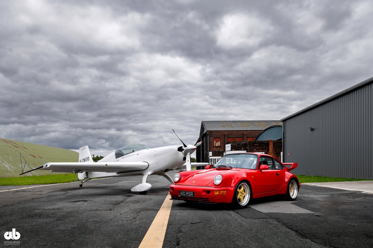 Comparing wings. Shooting the beautiful <a href="/PorscheGB/">Porsche GB</a> #964 yesterday. Feature video coming soon.