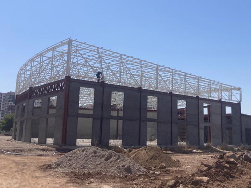 dngcelik's tweet photo. Yer Diyarbakır yıl 2023, inşaatı tamamlanan Diyarbakır Lunapark Sosyal Tesis Uzay Çatısı Uzay Kafes Sistemi 1300m² alana sahip özel bir projedir. Proje Uzay Kafes Sistemleri bakımından pek çok yeniliğini içinde barındırmaktadır.

https://t.co/1vo8h5UjMV

#dngçelik #uzaykafes https://t.co/x2vtykymGh