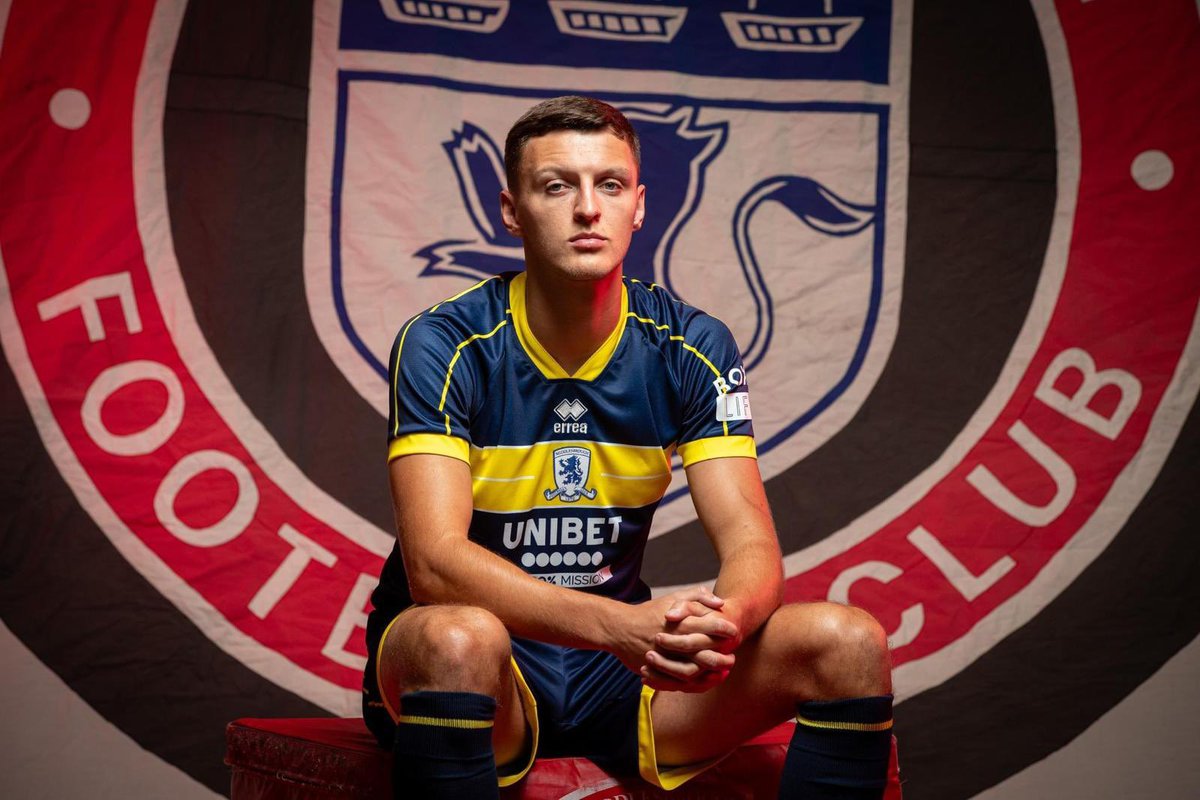 IsabelleBoal's tweet photo. I love this picture of Dael Fry he is my favourite Middlesbrough player https://t.co/XniUDZPP4O