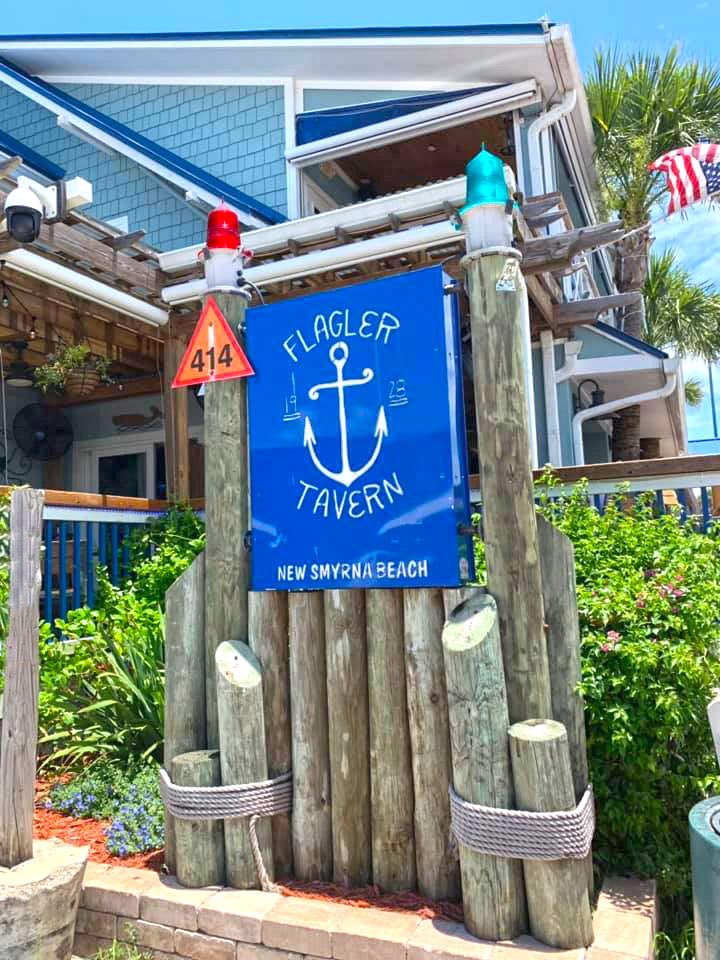 FlaglerTavern's tweet photo. We’re Threadin’! 🧵 Come join the fun… 💙🌴🇺🇸🍹 https://t.co/9ALjmmBwKn