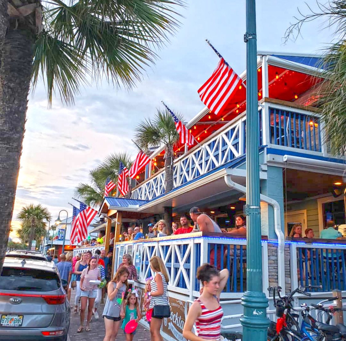 FlaglerTavern's tweet photo. We’re Threadin’! 🧵 Come join the fun… 💙🌴🇺🇸🍹 https://t.co/9ALjmmBwKn