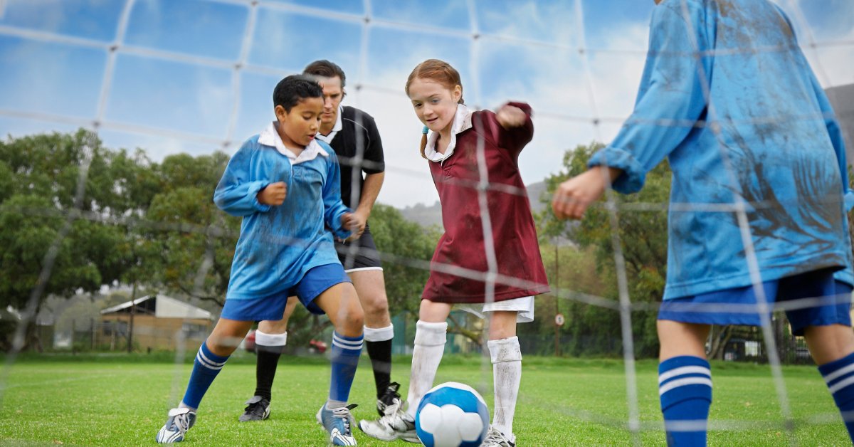 TannerHealth's tweet image. Are your children passionate about sports and activities, but easily get injured? Check out this article from Taylor Cates, MD, where he shares some essential tips to prevent recurring sports injuries: bit.ly/44uQFEV 

#SportsInjuries #TheScopeBlog #TannerHealthSystem