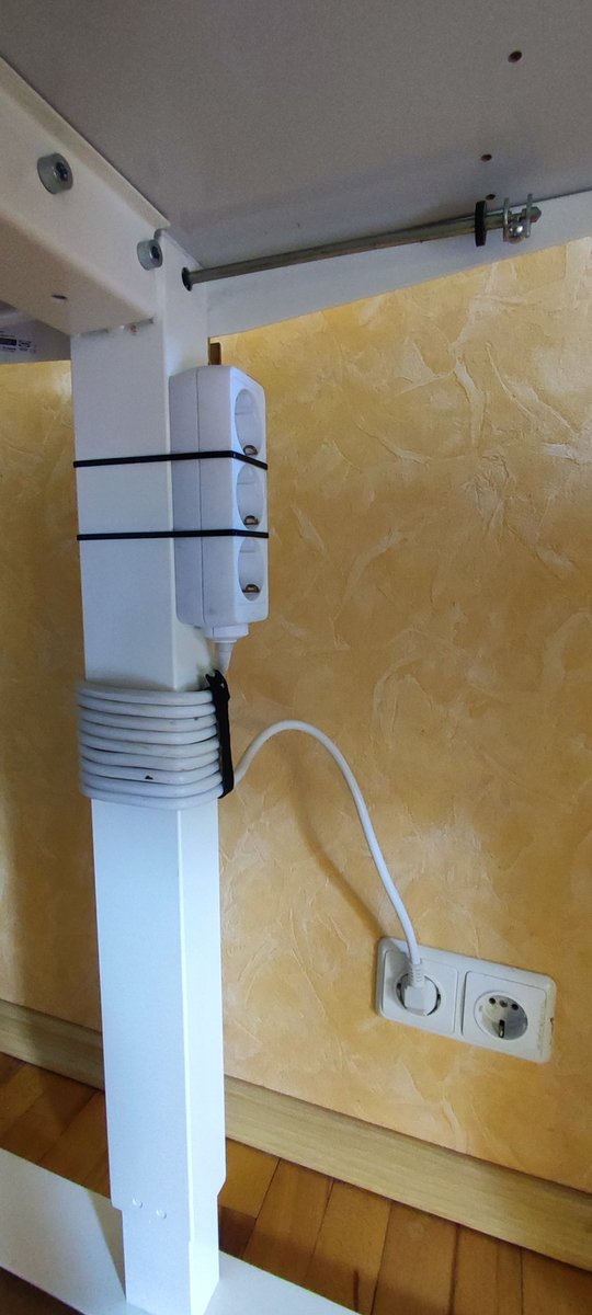 uxobjective's tweet image. Cable management.

How do you approach it?