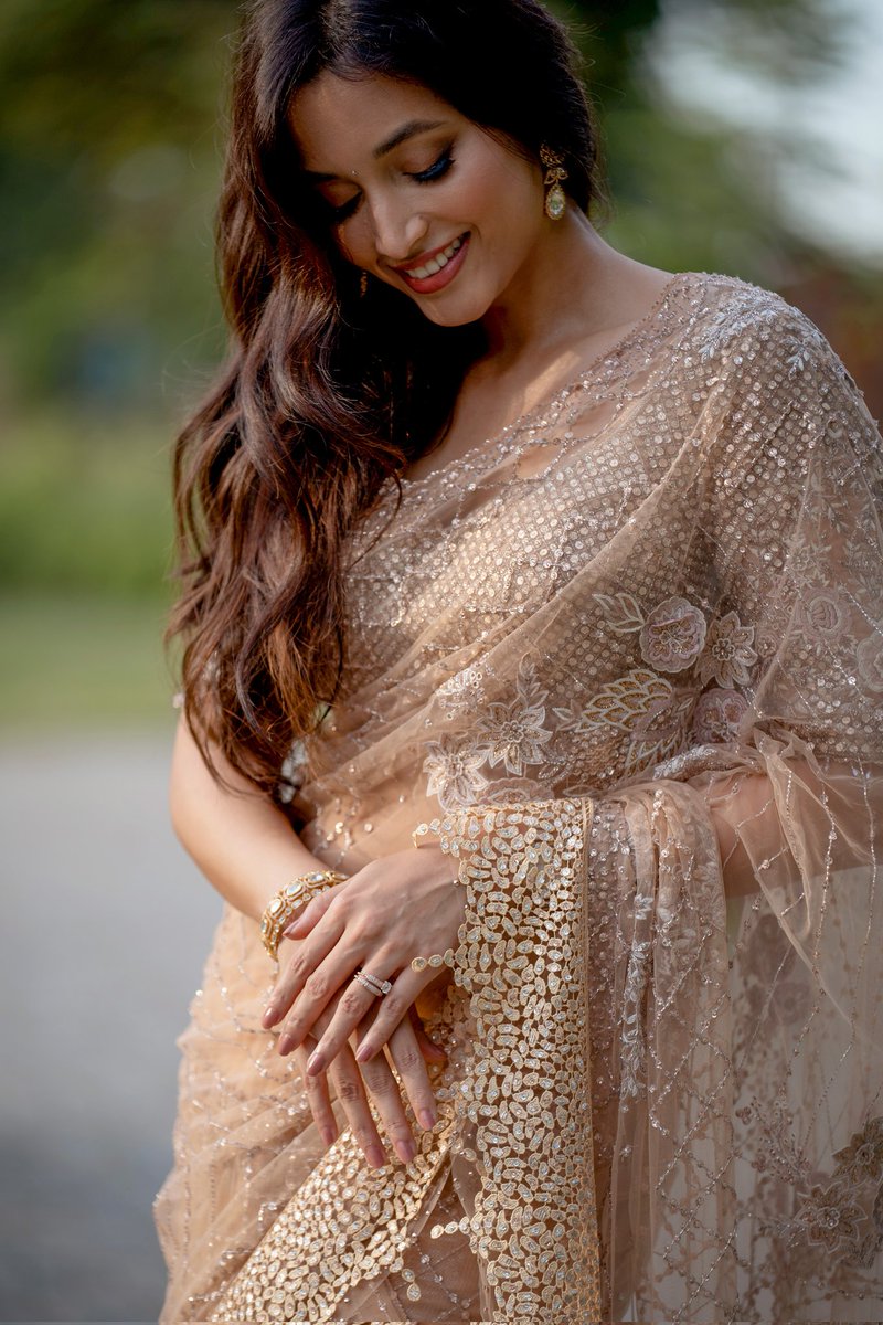 SrinidhiShetty7's tweet photo. ✨️🌿🫶🏻 https://t.co/YYXvtoDNmW