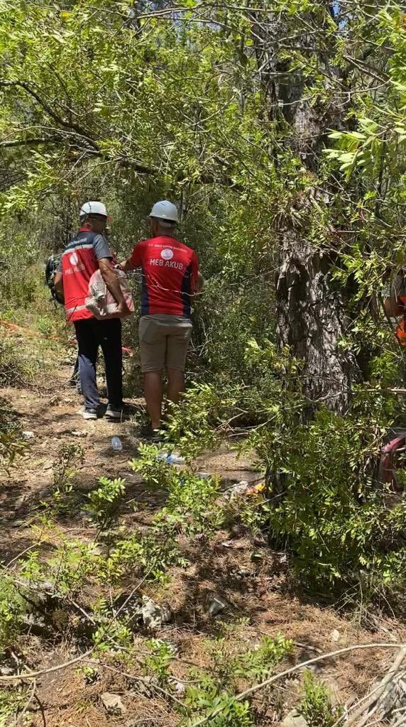 📌Kemer/Göynük 

İl Milli Eğitim Müdürlüğümüz Arama Kurtarma Birliği (AKUB) Kemer İlçemizde çıkan orman yangınına müdahale etmek için görev başında. <a href="/emre_caliskan/">Emre Çalışkan</a> <a href="/tcmeb/">Millî Eğitim Bakanlığı</a>