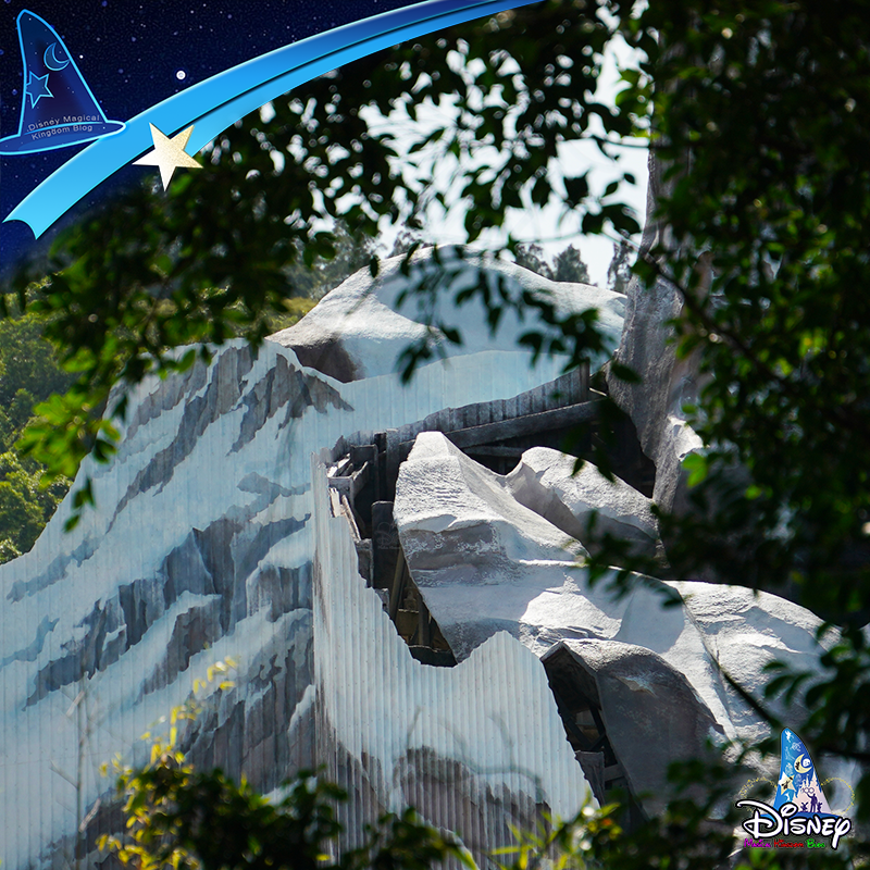 DMK_Blog's tweet photo. ✨ Construction Updates (Mid &amp; Late-July, 2023): “#WorldofFrozen” @ #HongKongDisneyland - Part1️⃣

#Disney #DisneyParks #HKDL #HKDisneyland #香港迪士尼樂園 #DisneyFrozen #魔雪奇緣世界 #WorldofFrozen #香港ディズニーランド #アナと雪の女王 #ArendelleCastle #FirstLookFromHKDL https://t.co/qpuN5rxWeQ