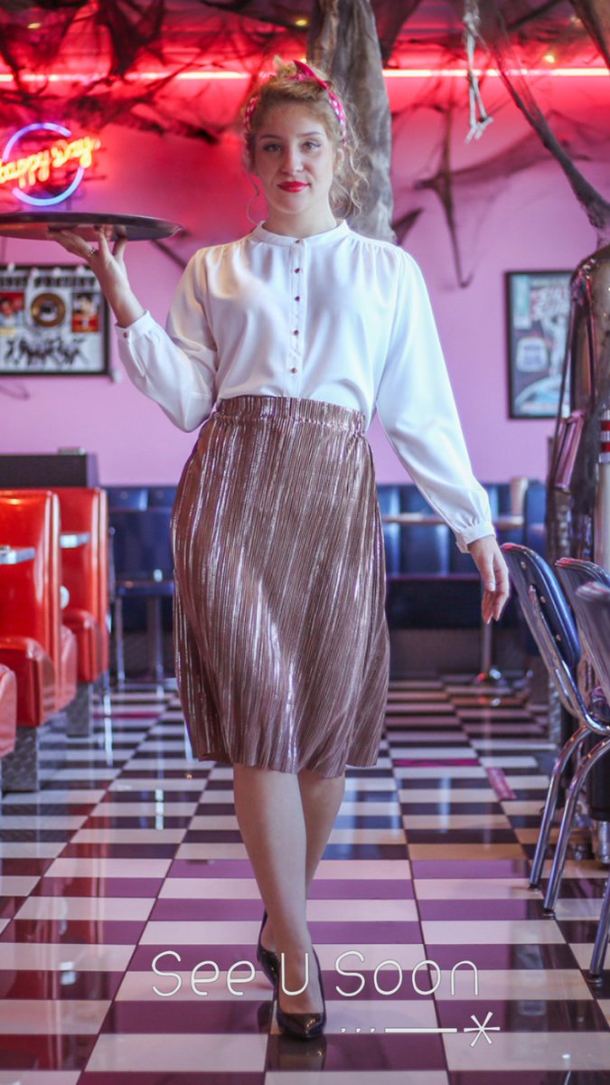 AlombreD's tweet photo. Créée en 2006, SEE U SOON propose une mode chic et décomplexée, à mi-chemin entre vintage et tendances pointues.  Mélange de lignes simples et féminines, de matières douces et naturelles, les collections se veulent légères, modernes, tout en restant romantiques. https://t.co/xrM2Z6EEKE