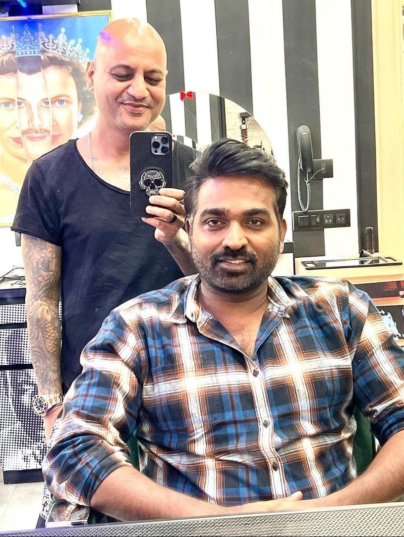 update_msvs's tweet photo. #VijaySethupathi Gearing Up For #ViduthalaiPart2 SHOOT😎🔥

#Soori | #ManjuWarrier | #Vetrimaaran

@VijaySethuOffl @Riyaz_Ctc https://t.co/TjUM7XJLX5