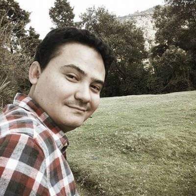 LarRRytO's tweet photo. #URGENTE 
Fredy Orellana recibio Q22 millones para desarmar a SEMILLA. Apostó su vida a q si, se tronaba ese partido Politico. 

Q22 MILLONES señores. Para lo q representa eso al ejecutivo, las camaras empresariales son como un pelo de un gato. Lo q hace la maldita ambición. 🤢🤮 https://t.co/HDBU845gtI