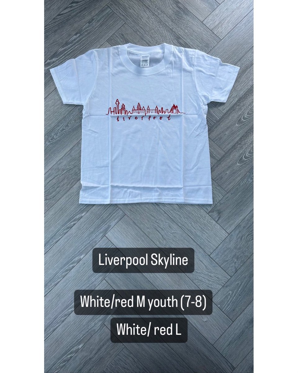 ScouseIrish1's tweet photo. ❤️🤍❤️ SALE 💙🤍💙 Liverpool Skyline  T-Shirts £8 each. Inbox now! First come first served! ALL STOCK MUST GO!
#scouse #irish #scouseirish #lfc #sale #ireland #liverpool #efc #skyline #liverbuildings https://t.co/f0vPslNFIQ