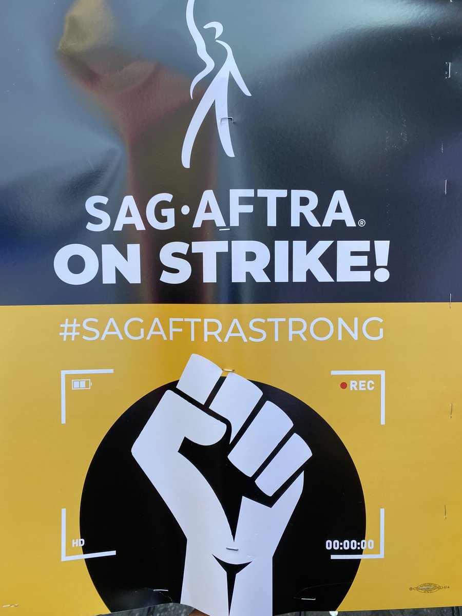 stagecharm's tweet photo. Fair Share Care Bears stare  😎🙌🏾 @sagaftra #SAGAFTRAstrong https://t.co/nogGt0mIb6