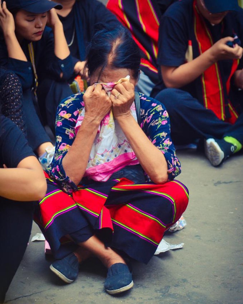 VanglainiDaily's tweet photo. KHAW 60-AH MI 97,350 VELIN KAWNG ZAWH
Vawiin July 25, 2023-a NGO Coordination Committee huaihawta Manipur-a Zo hnahthlakte tawrhpuina leh thlavâng hauhna atana Mizorama kawngzawh zat chu mi 97,350 vela chhût a ni a, Aizawl leh khaw dang 59-ah kawngzawh huaihawt a ni. https://t.co/wKGdyEg861