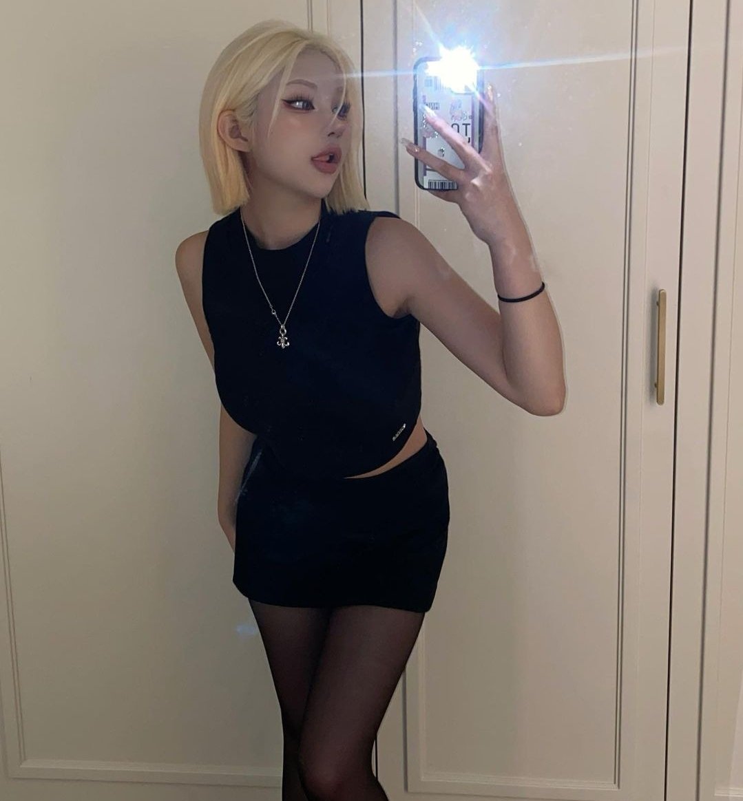 cherche recherche rpdm rp dm :

HI !!  je suis pas nouvelle, jaimerais reprendre mon compte suite a pas mal d'inactivité.  

♡︎ pour un follow | dm.
↻ pour la visibilité.

( <a href="/IndexAlpha_/">Index Alpha</a>  rt pls pour la visibilité)