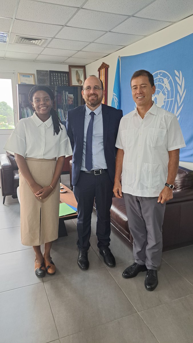 J'ai @AlexGlezGc eu une réunion fructueuse avec le représentant du PNUD au #Gabon🇬🇦, @FrancisUNDP . Nous avons convenu du grand potentiel de coopération conjointe entre nos institutions et le gouvernement gabonais dans des secteurs d'importance vitale.