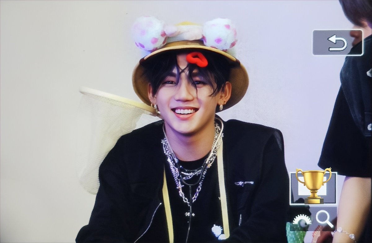 _mvp0421's tweet photo. 230725 pre #TREASURE #트레저 #최현석 #CHOIHYUNSUK https://t.co/8gCy2KbM8i