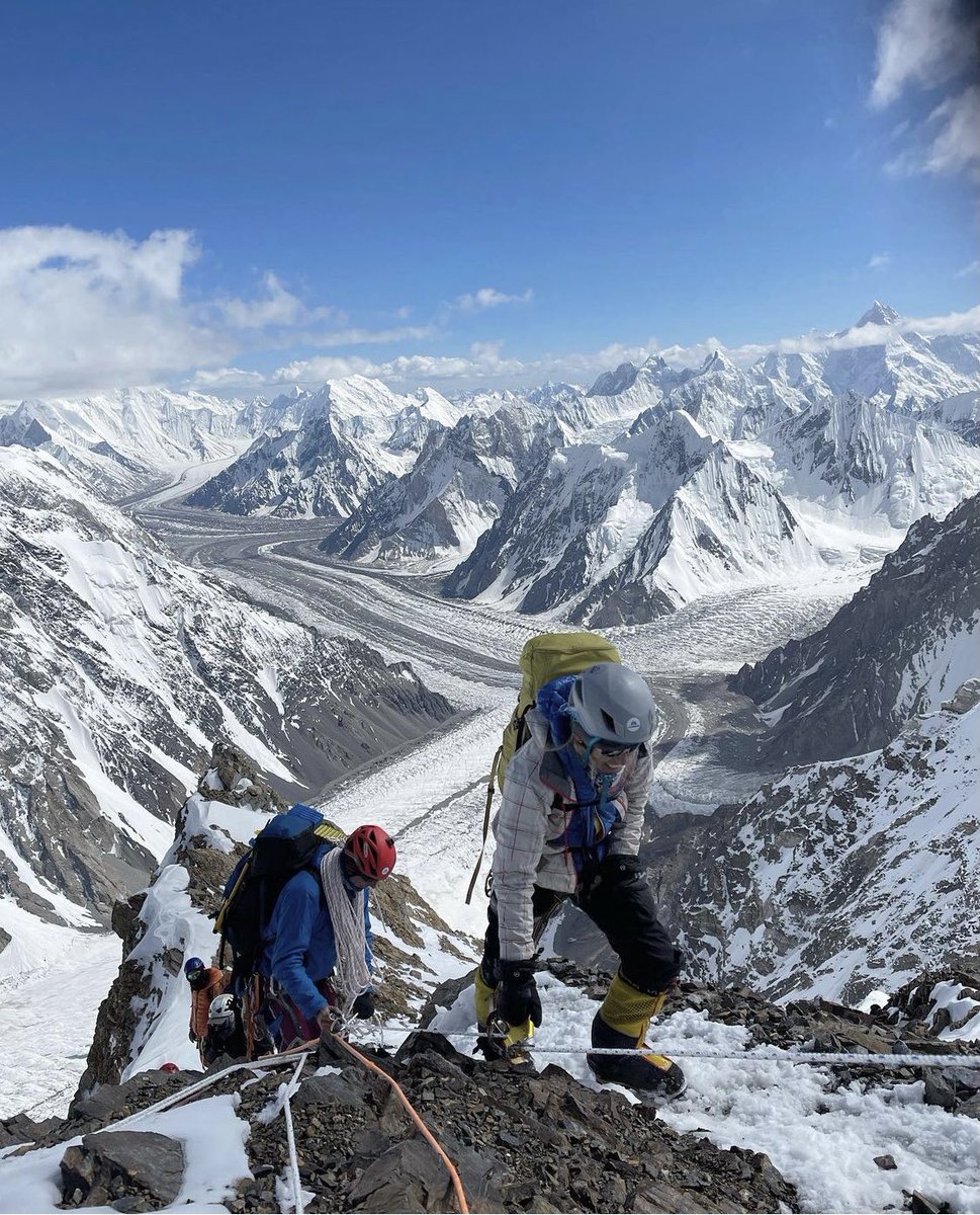sajid_sadpara's tweet photo. I have reached K2 Camp2 with my team & continuing with #K2CleanUp2023.
Fresh snow & presence of many climbers is hampering the clean up activities. Put our best for the clean up as well as the climb
Best wishes for all #KeepK2Clean #K2CleanUp2023 with @sst8848 @ChhangDawa https://t.co/sxaLIbKirx