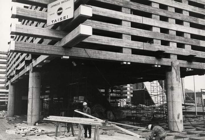 areasvellas's tweet photo. Japan #Pavilion, on Saint-Helen Island. Expo 67, Montréal, Québec, Canada... under construction...
Yoshinobu #Ashihara 1918-2003
#architecture #arquitectura #construction #Expo67
https://t.co/BpWlLderky https://t.co/AJZLCG46dp