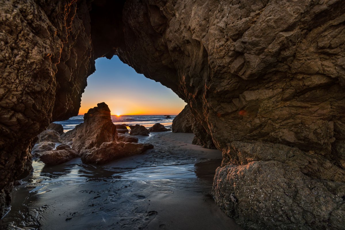 AssetMark is excited to meet #financialadvisors attending ESI’s Elite Symposium at The Ritz-Carlton in #SantaBarbara this week. If you’re there, be sure to engage with Senior Sales Manager Claire Coddington and Regional Consultant Nora Gillis. #brokerdealers #wealthmanagement…