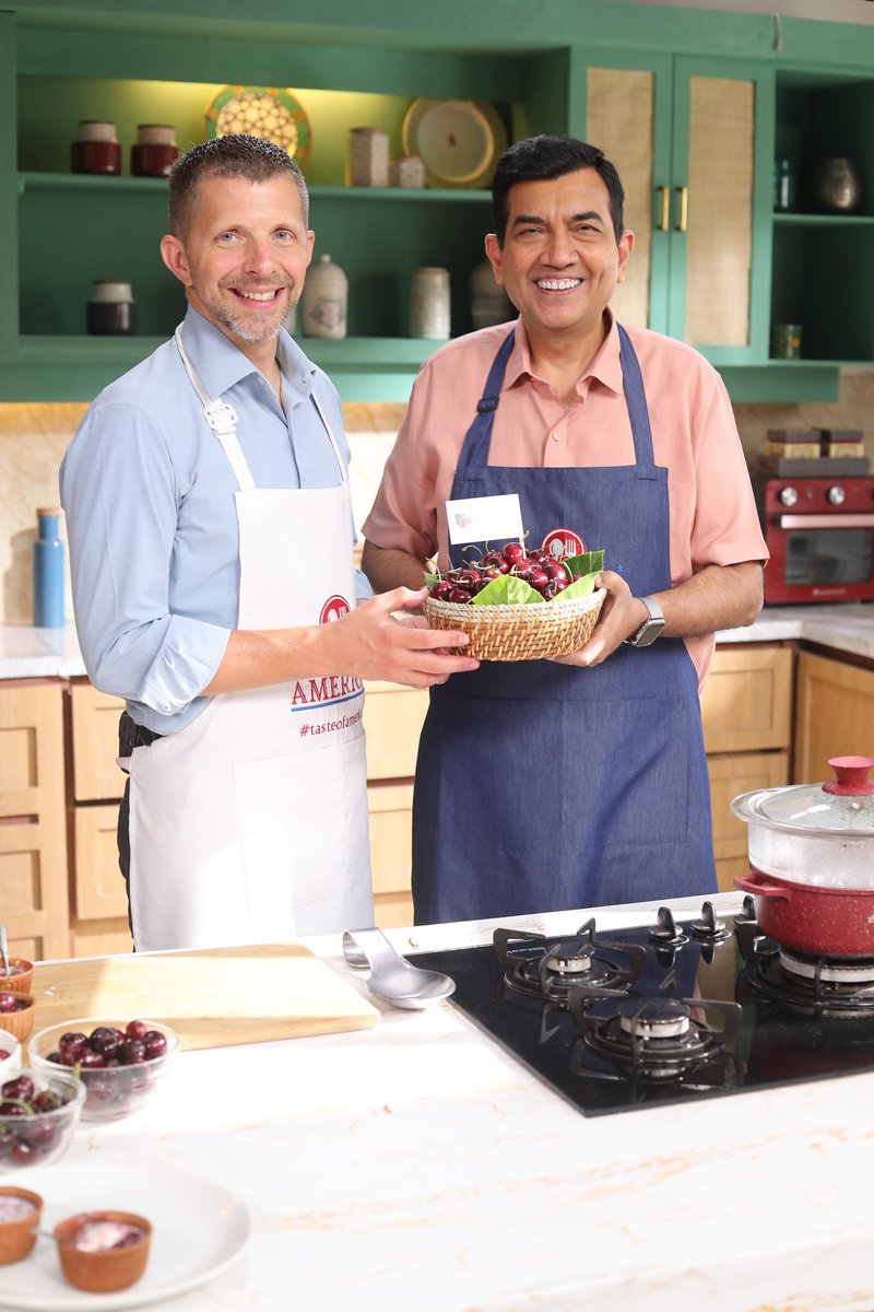 SanjeevKapoor's tweet photo. An exciting episode on US Northwest Cherries featuring US Consul General Of Mumbai Mike Hankey is coming soon.
Stay tuned!
Watch promo here
https://t.co/LoalkYSXy1
@USDAIndia @USAndMumbai @NWcherrygrowers
#TasteofAmerica #USDAIndia #USCherryLaunch #USCherries #NorthwestCherries