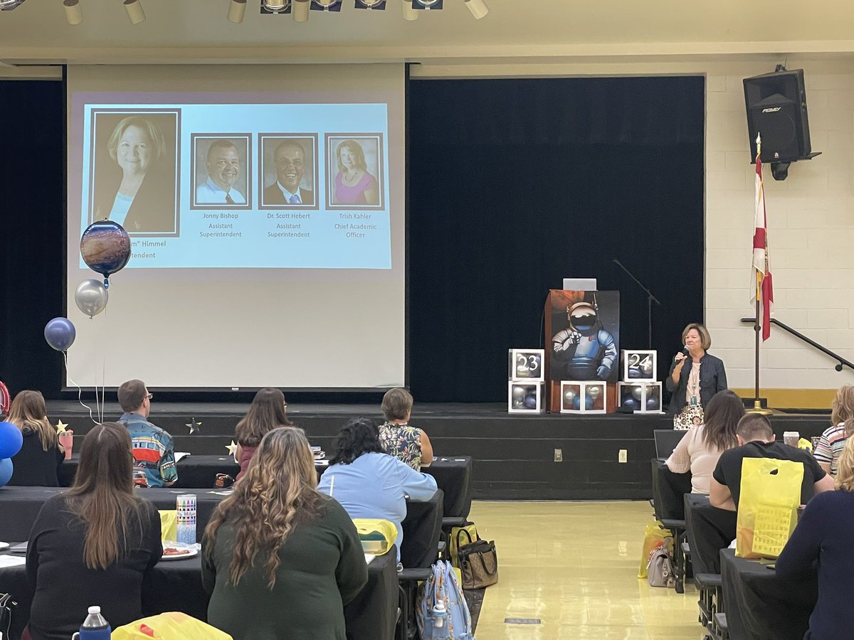 Mary Leonard tweet media