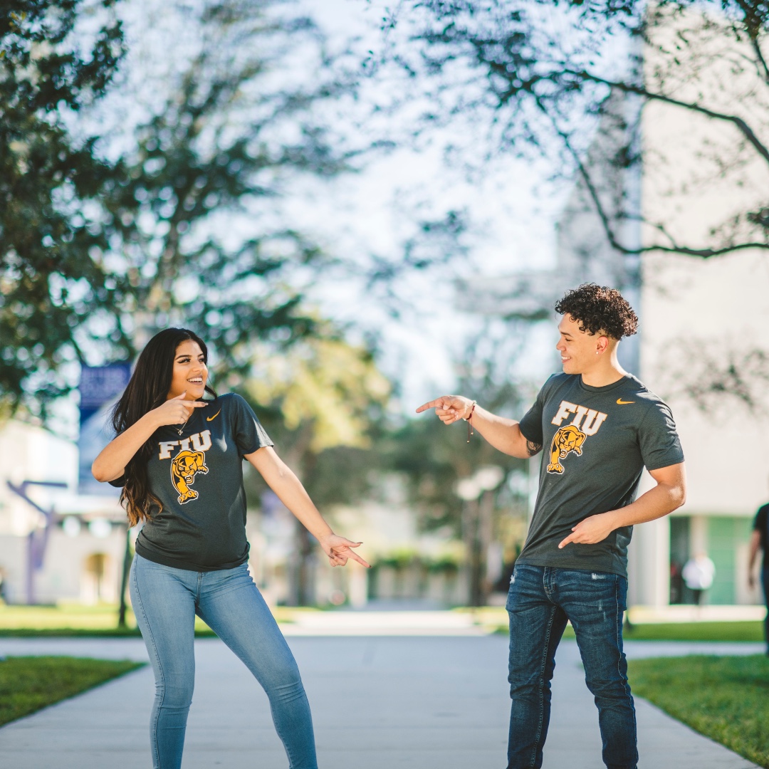 FIUalumni's tweet photo. Today is the perfect day to #RepFIU! #PawsUp๐พ
Forgot your Panther gear at home? Don't sweat it. Find all of your FIU spirit needs at Barnes & Noble on campus or online. https://t.co/DC1czEUKmR https://t.co/FMItvbPeuF