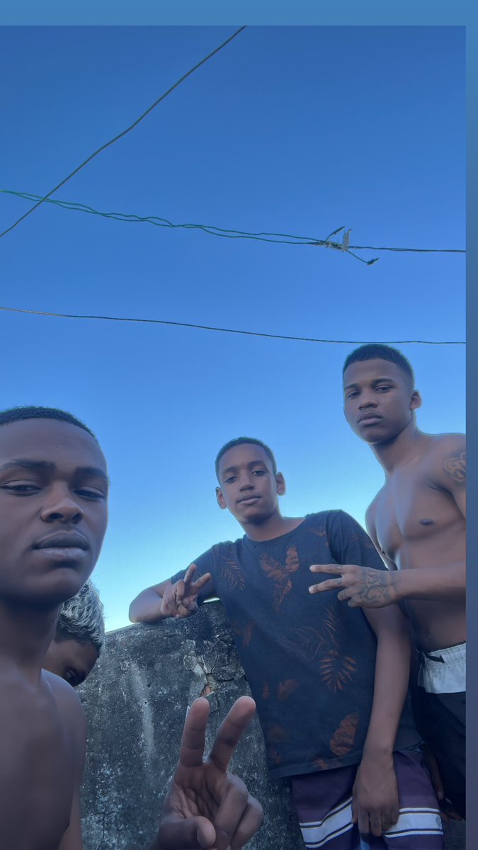 Um Por Todos Todos Por Um🫶🏾🥰
