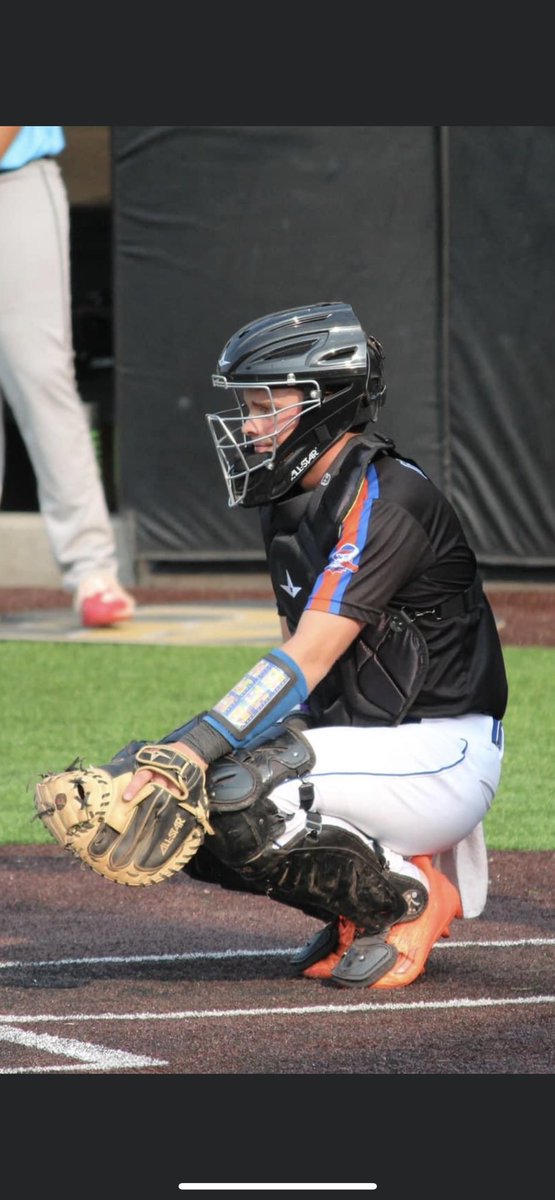 2024 Dominic Cavacini (C/SS/3B) @dom_cav18 (586) 996-9025 Dom is a wall behind the plate with a rocket arm, and great speed on the bases. Provides gap to gap power along with contact. Versatile enough to play anywhere. @PBR_Uncommitted @PG_Uncommitted