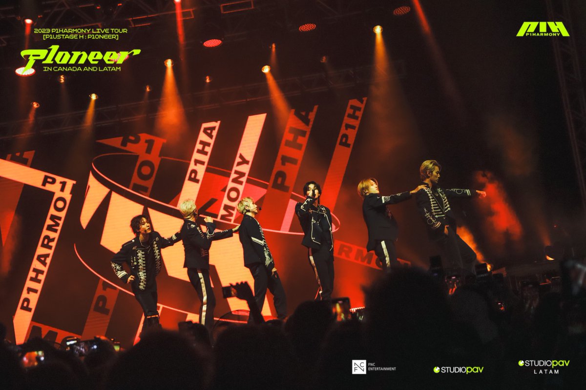 studiopav_latam's tweet photo. #P1ece de Porto Alegre🇧🇷 obrigado por vir ver @P1H_official! 💚

Qual foi a sua performance favorita da noite?! 🎶

#P1HARMONY #피원하모니 #P1H #P1ustage_H #P1ONEER #P1HARMONYinLATAM https://t.co/6YwoxlrTqL