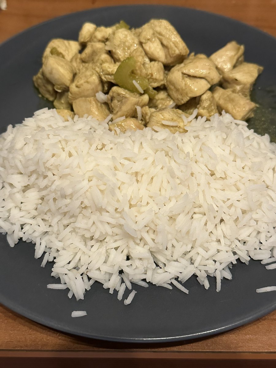 exGionni tweet media