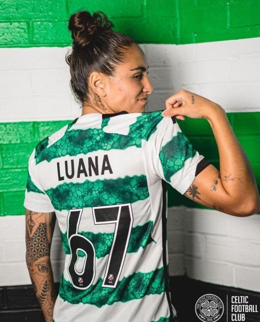 Luana Muñoz dejó Racing para pasar al Celtic.

Eligió el número 67: es el año en el que la Academia venció al equipo escocés en la Copa Intercontinental.