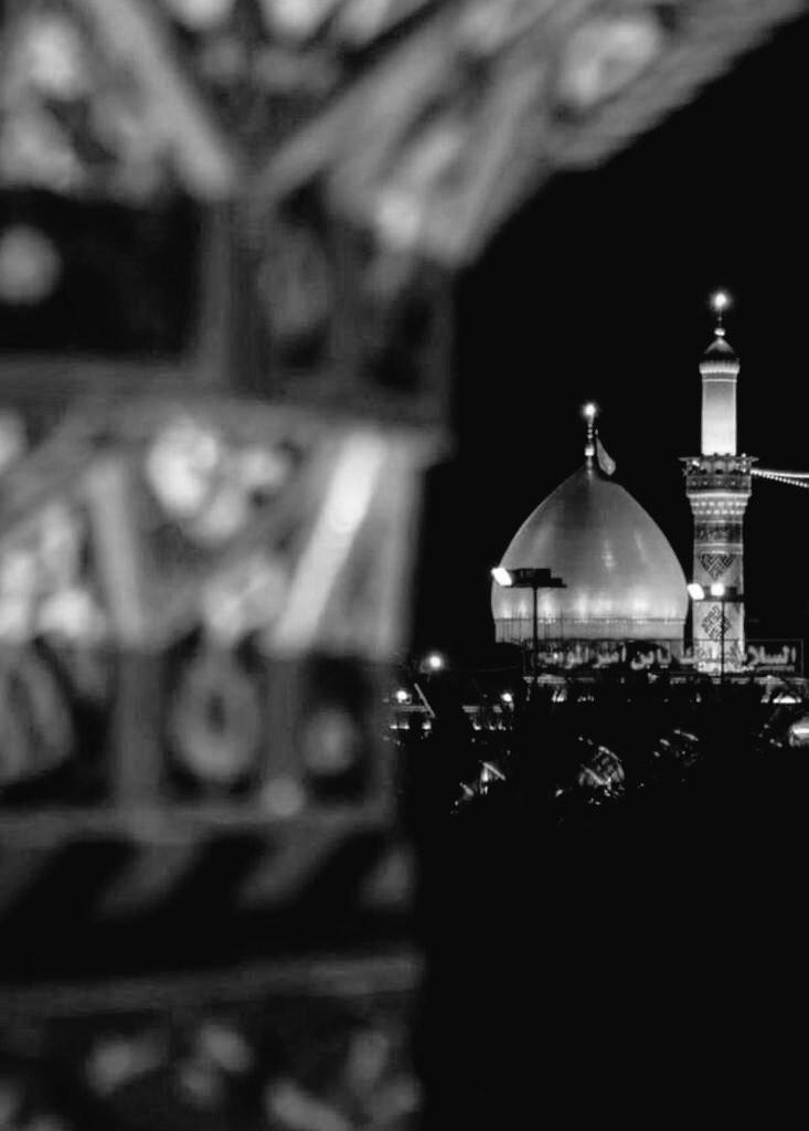 l_ii_l3's tweet photo. ⠀

هي ليلة 
اشبه بِانتزاع القلب من الجَسد
اشبه بِسقوط القمر من السماء
ليلة تحمل كل معاني الألم 
و الإنكِسار والفراق ما حال
زَينب هذه الليلة وهيَ تُودع 
أبـا الفضـل العبـاس .. 🖤

#ياعباس
#ليله_العباس
#حبيبي_عبّاس
#أبا_الفضل_العباس https://t.co/8KrJCHuOV2