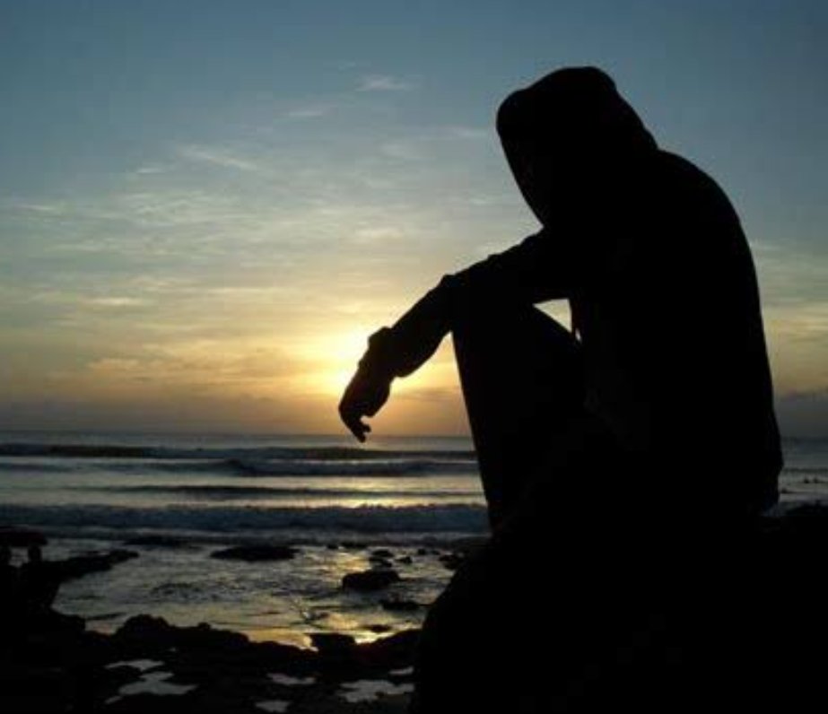 7 bulan bersama , menjalani berbagai cerita meski trboongi dan di frank setelah tau kebenaran darinya , entah kenapa aku masih merindukan saat bersama nya !