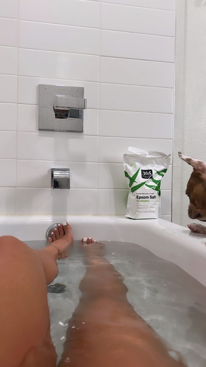 lu_blnsss2's tweet photo. dm me for more feet pics #feet #feet_pic #feetcontent #feetfinder #feetpic #feetpicsforsales #feetworshi̇p https://t.co/fvrpQjqXsi