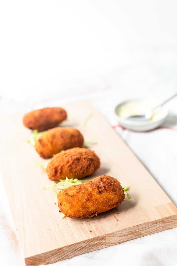 Recipleaser's tweet photo. Spanish croquettes made with jamon serrano https://t.co/V9wiGgPQ74 New on Recipleaser #Recipleaser https://t.co/sr5gQM6XZg