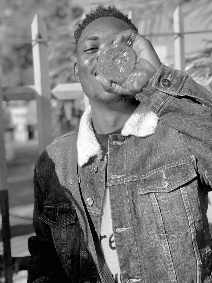 th33eezy's tweet photo. What’s good family 😍 https://t.co/nxNY1j9pmm