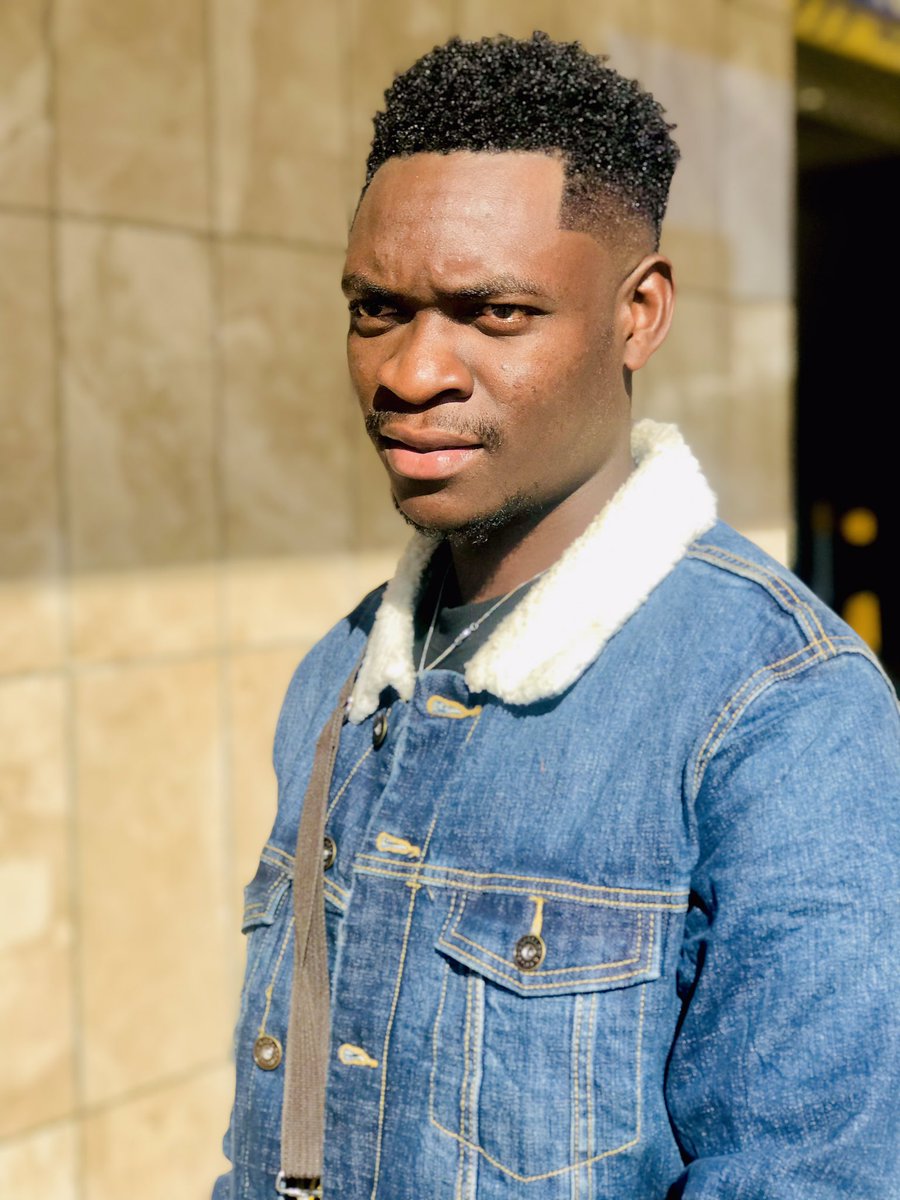 th33eezy's tweet photo. What’s good family 😍 https://t.co/nxNY1j9pmm