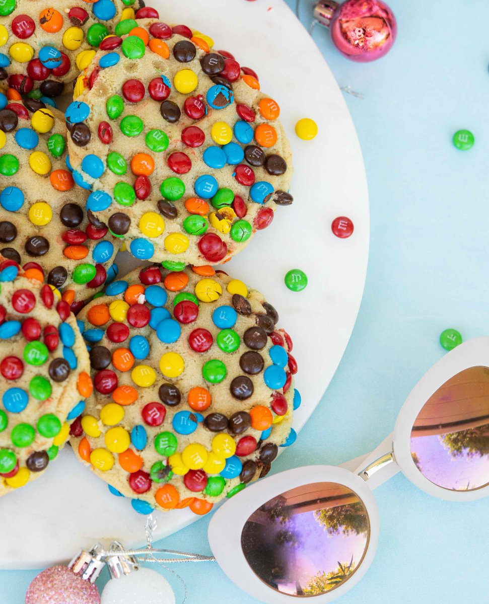 The Christmas Lights Cookie is made out of our signature blonde dough topped with dozens of mini M&amp;Ms - what's more festive than that?! 🎉