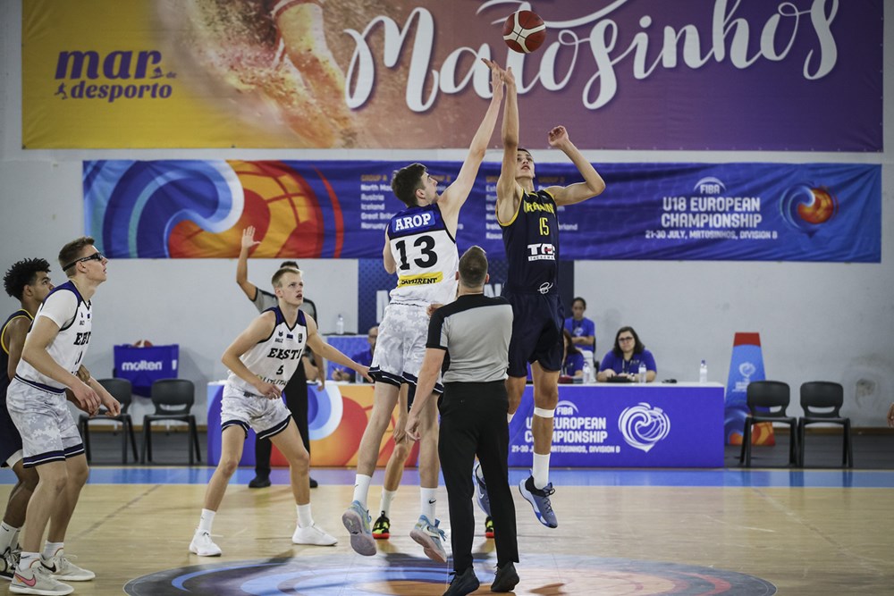 🏀 Estónia 🇪🇪 89-77 🇺🇦 Ucrânia
🏆 Campeonato da Europa de Sub18 masculinos (Divisão B)
📍 Pavilhão Municipal de Guifões
⭐️ Erik Makke (19pts, 4/8 2P, 3res, 7ast, 5rb)
📊 tinyurl.com/y8t4psuw

#SomosBasquetebol #FIBAU18Europe