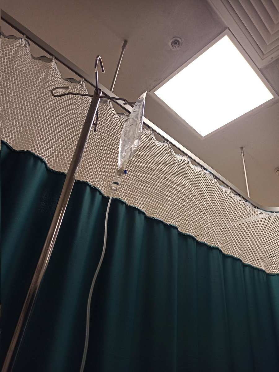 Eniştenize sabah hava soğutucu ve süpürge makinası aldırdım akşamına da bi iki serum ısmarlattım (ekonomik harcama mı? Neyse canım kocamm )