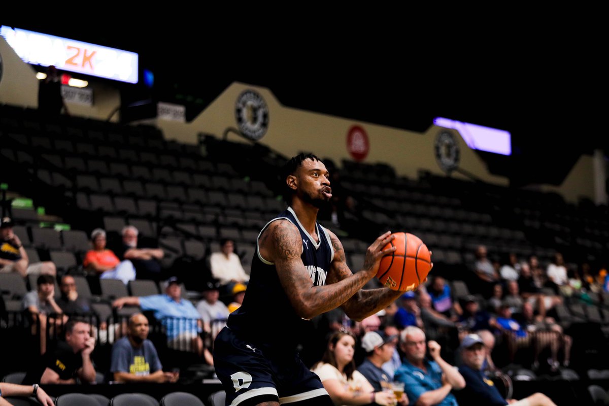 WaringPatrick's tweet image. 🐶

📸: @thetournament 

#ProHoyas | #DawgTown