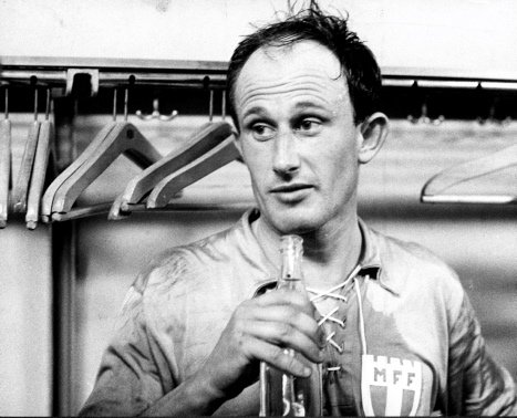 25 juli 1951. Malmö FF besegrar Lunds BK med 3-1 i DM efter att Ingvar Svahn smällt dit ett hattrick inför 4668 åskådare på Malmö IP.