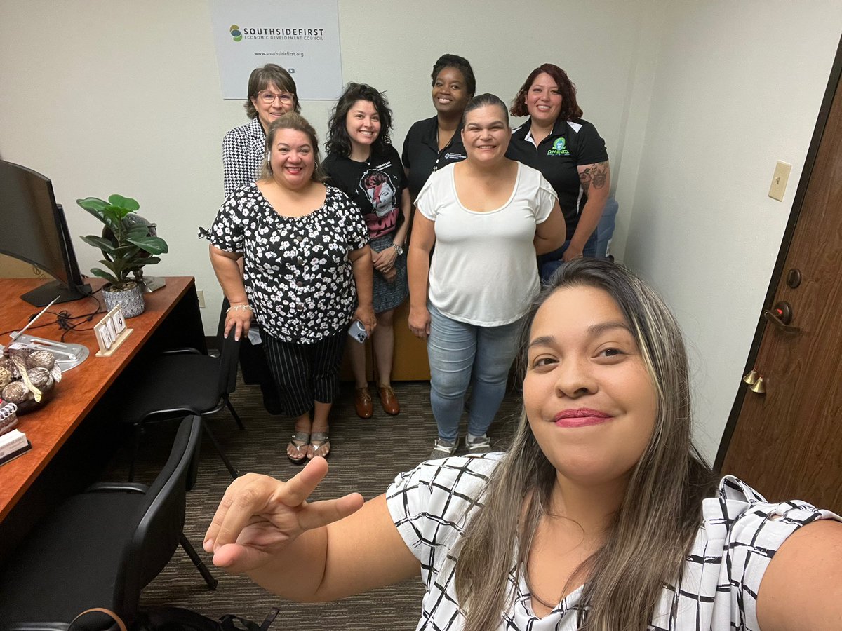 Thank You to EDD,Herospace for coming to Southside First to help Business Owners Brenda Anz, Jennifer Villarreal and Regina Vega learn about the Digital Presence Program.