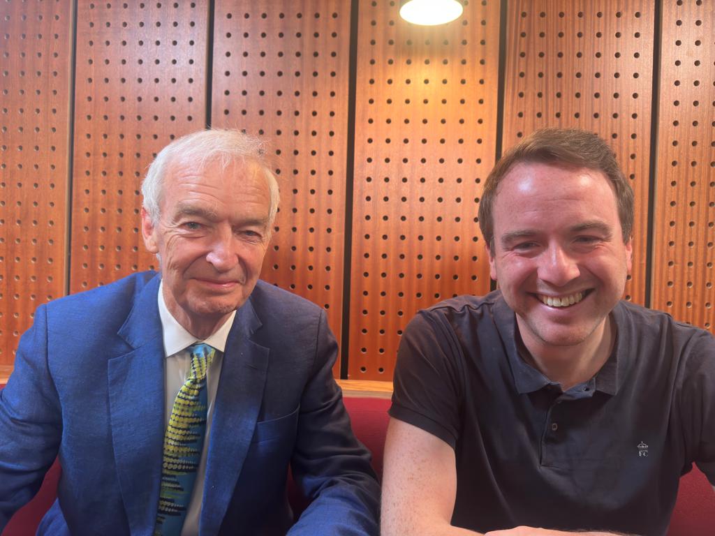 jonsnowC4's tweet image. The comedian and political enthusiast @mattforde  is my latest #Snowcast guest. We cover a lot of ground. He’s interviewed a lot of politicians, of every stripe, and impressions do feature!