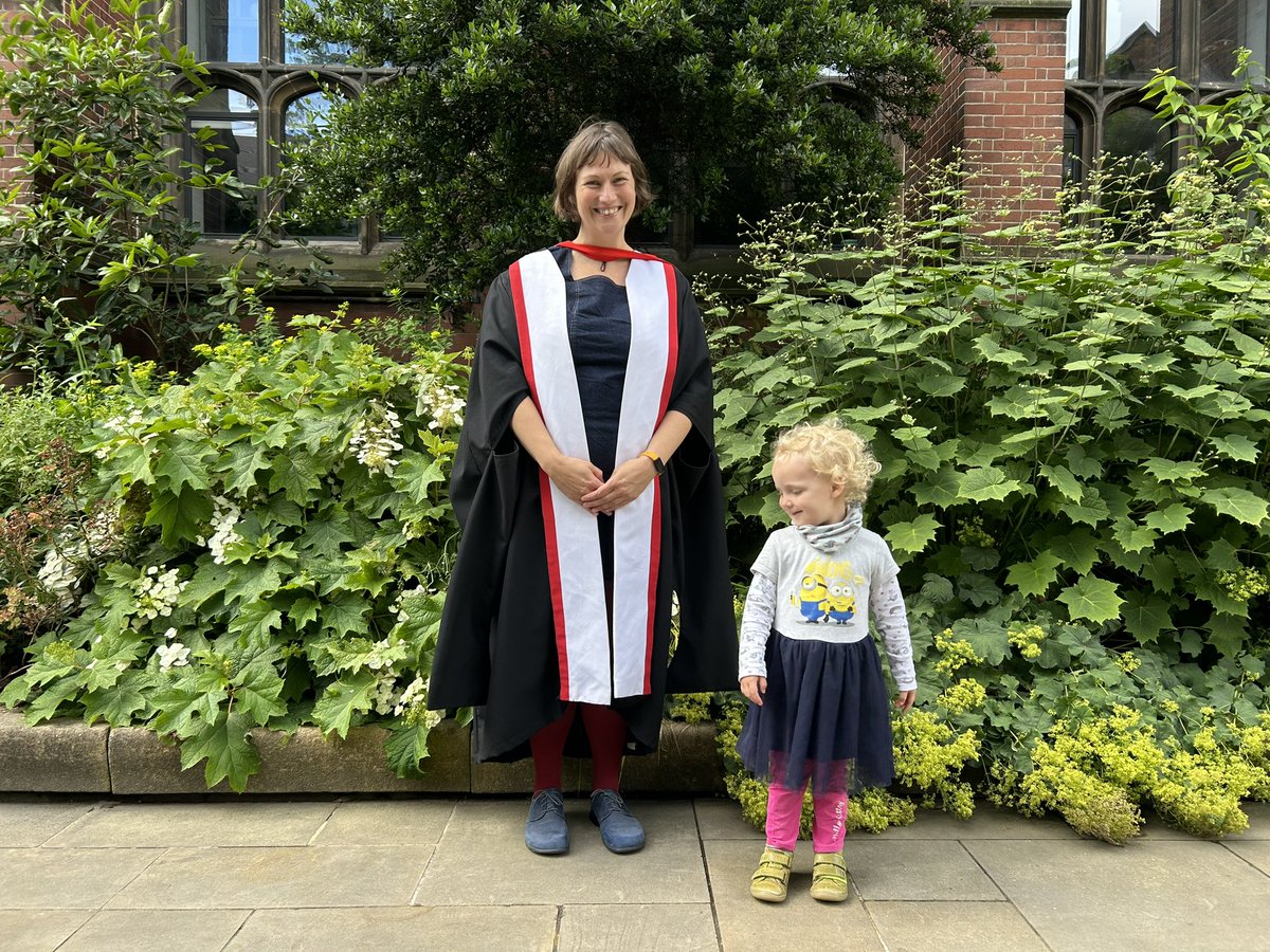 janislena's tweet photo. Today was my big graduation day and I couldn’t be prouder and happier to share it with my family and some dear friends ❤️ https://t.co/mgmxHiwQRB