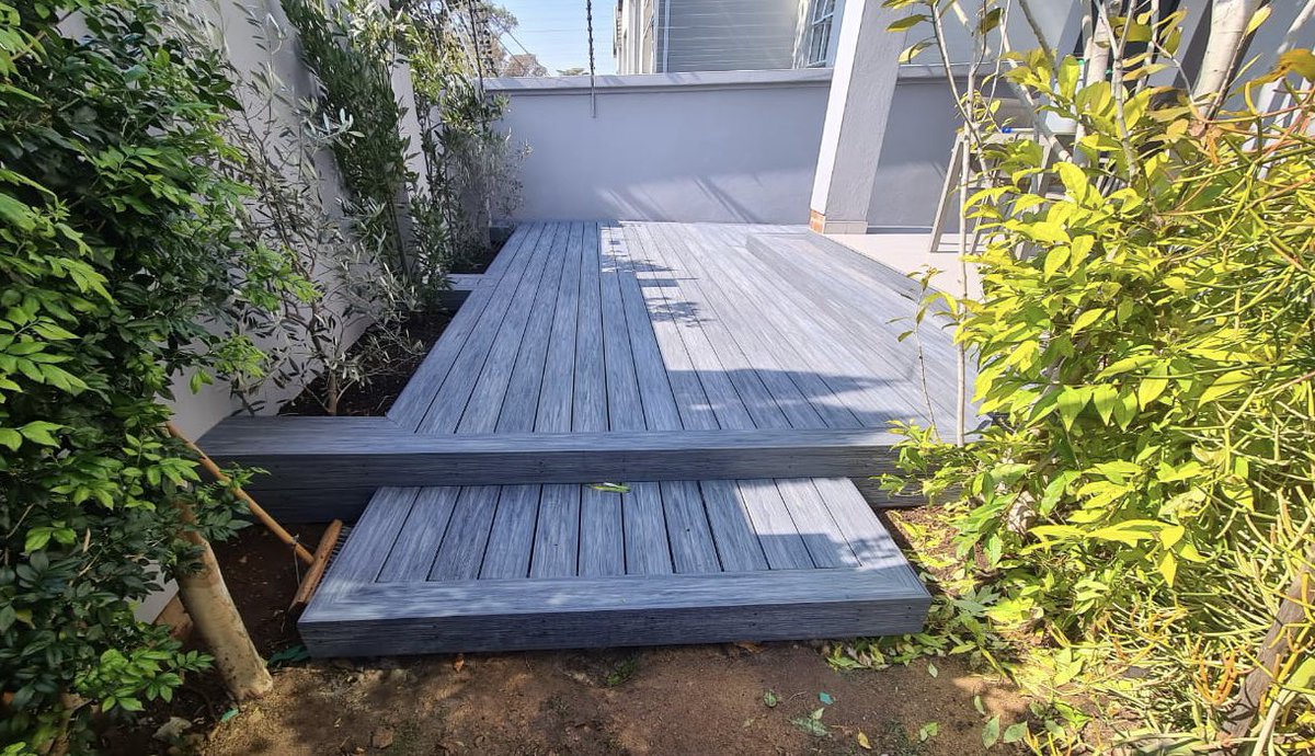 TheCompositeCo's tweet image. Supply &amp;amp; Installation of a new Composite Deck.

📍 Dainfern Valley Estate, Johannesburg.
🎨 Arctic Grey Colour.

Contact us today for your free quotation ⤵

📲 +27 10 025 3559
📩 Quote@thecompositecompany.co.za
🌐 thecompositecompany.co.za
.
.
.
#deck #compositedecking #wpcdecking