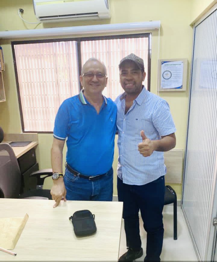 JesusMoraDiaz12's tweet photo. #LaCosaPolitica| Los Conservadores están con Barnaby Urango 🔵

El dirigente político y director del partido @soyconservador en San Andrés de Sotavento, @jlopezcovo reafirma su respaldo y el del partido al proyecto que abandera @BarnabyUrango 🚩

#JuntosSanAndresAvanza https://t.co/OsGJYZeEEv