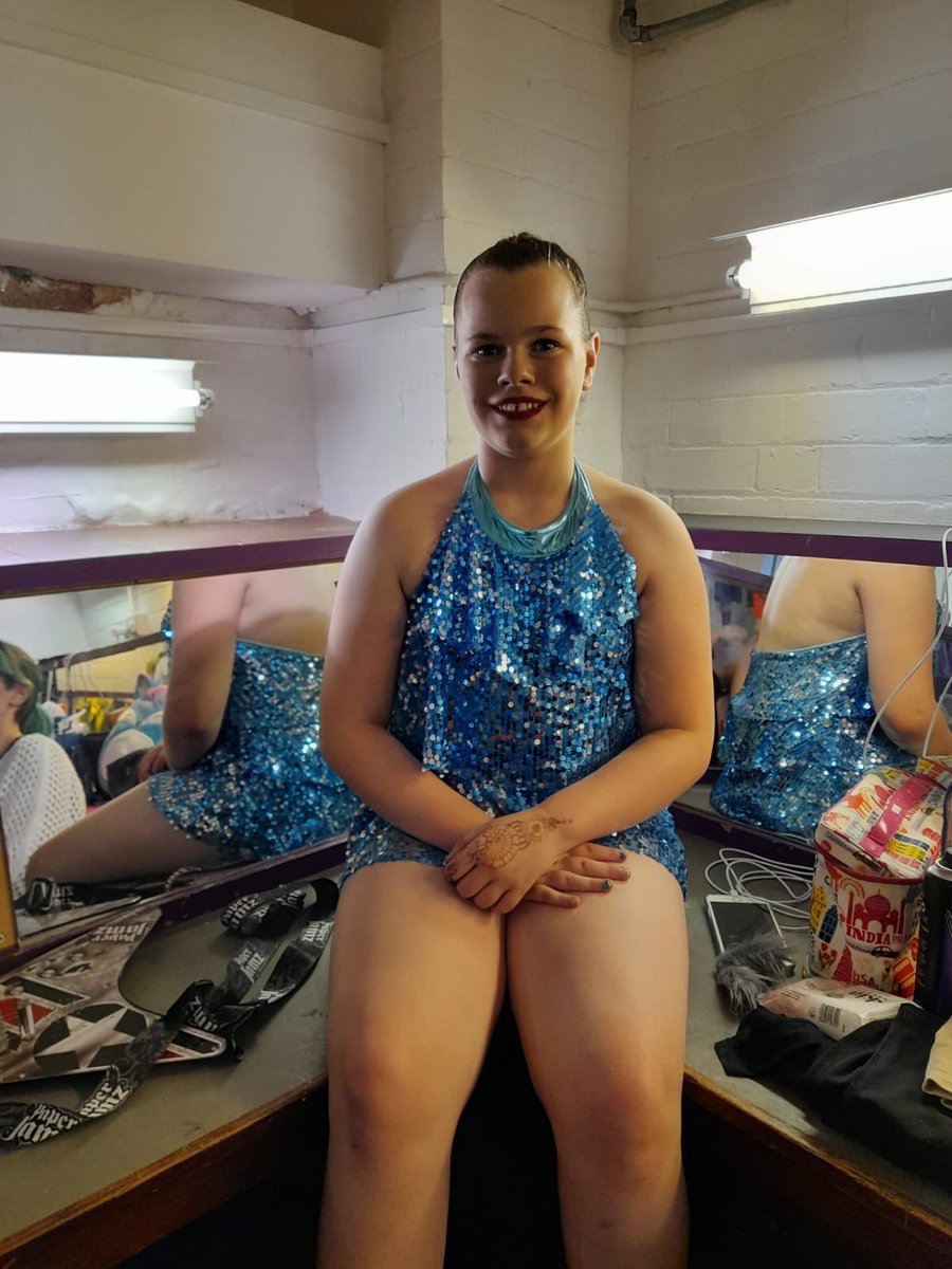 samkgripper's tweet photo. It’s Show Night number 2 for lil! She is absolutely amazing on stage! So are all the rest of the dancers!!! Amazing show!! @SteveGrice3 @RedscopeSchool https://t.co/7a12X5OvfW